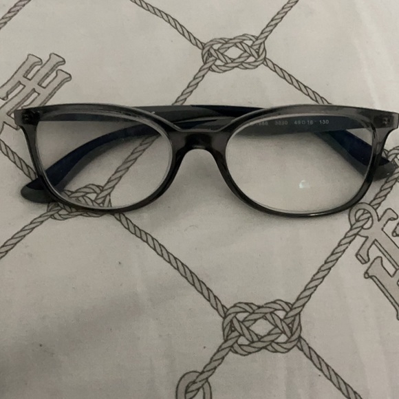 Rayaban - Picture 3 of 3